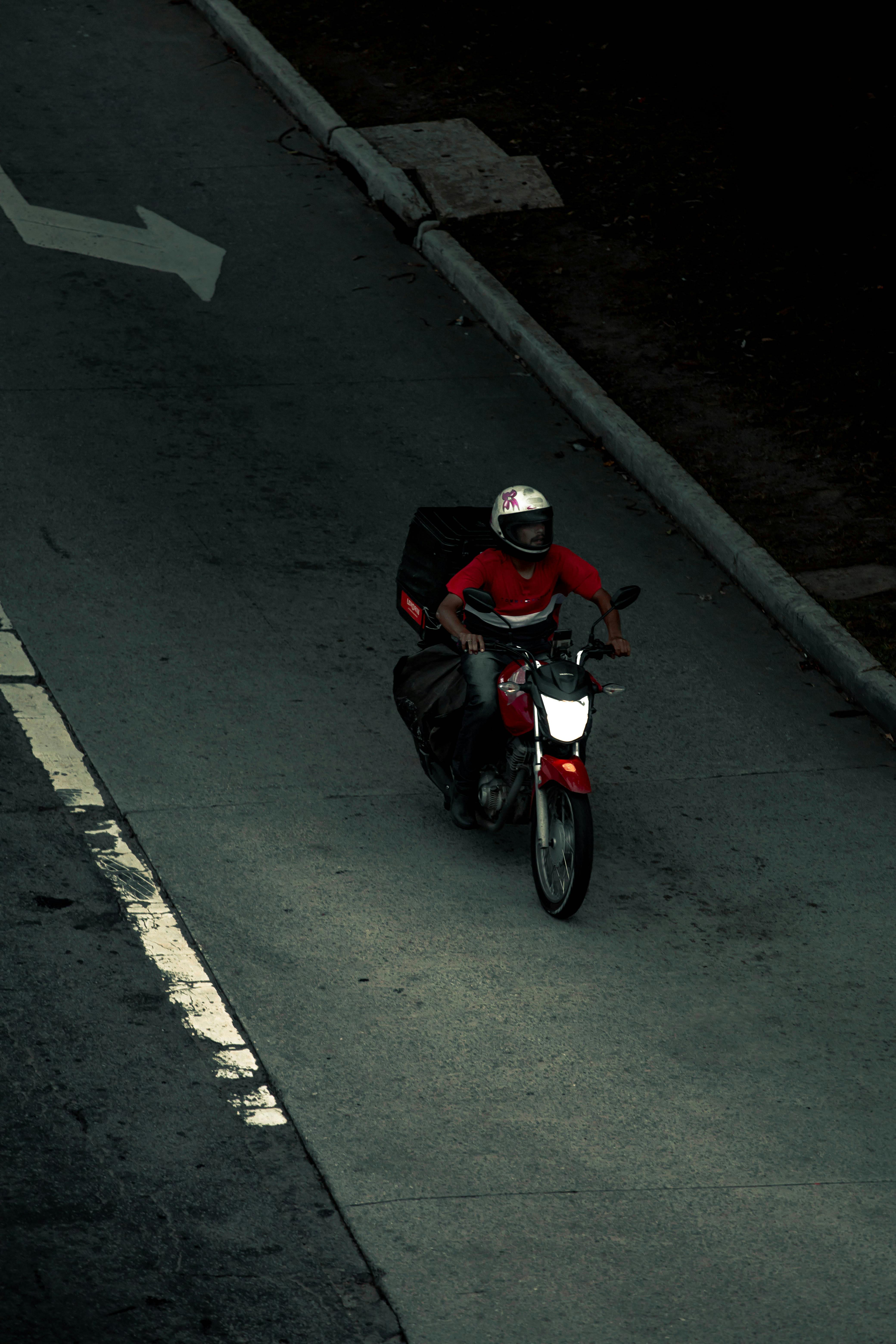 MbioMbio delivery rider